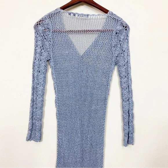 BCBGMAXAZRIA Sweater Cardigan sparkly blue sweater Crochet Size Small 100% Rayon - Picture 7 of 10
